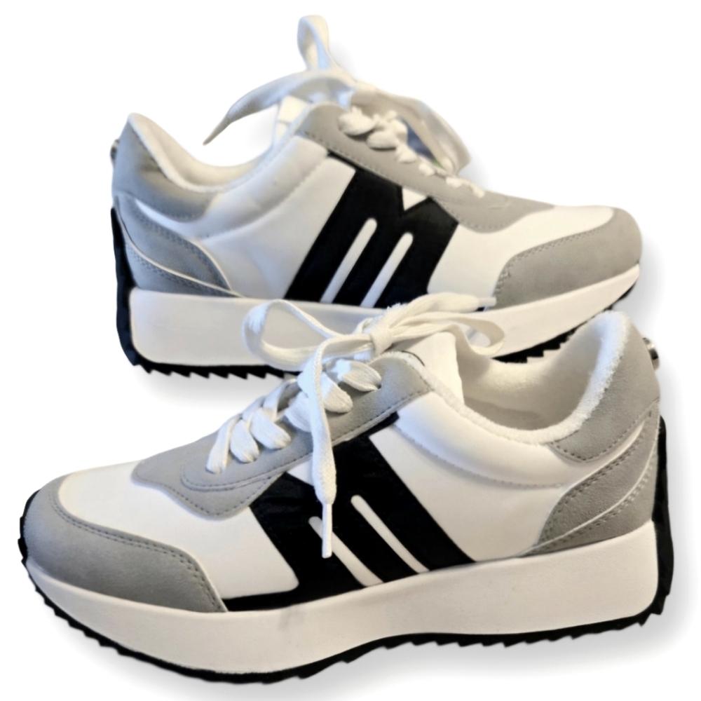 Steve Madden Sneakers